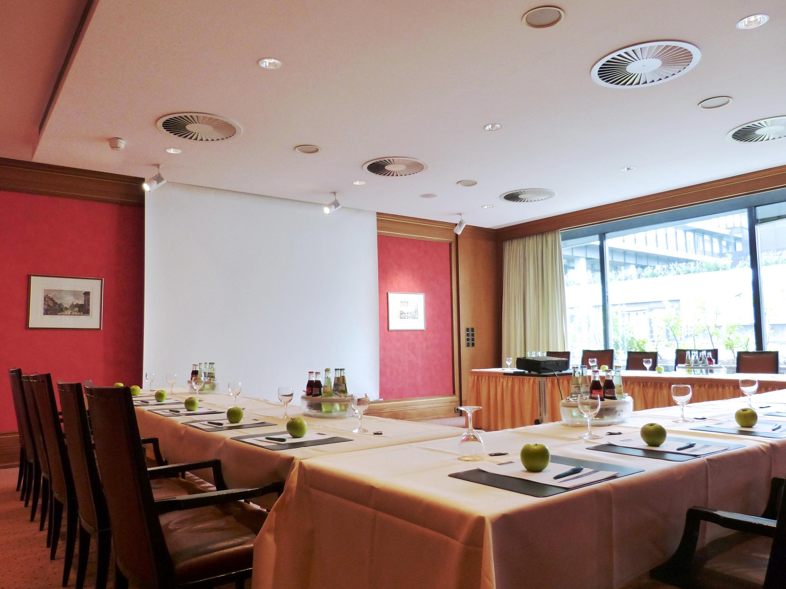 בון Centro Hotel Bristol מראה חיצוני תמונה