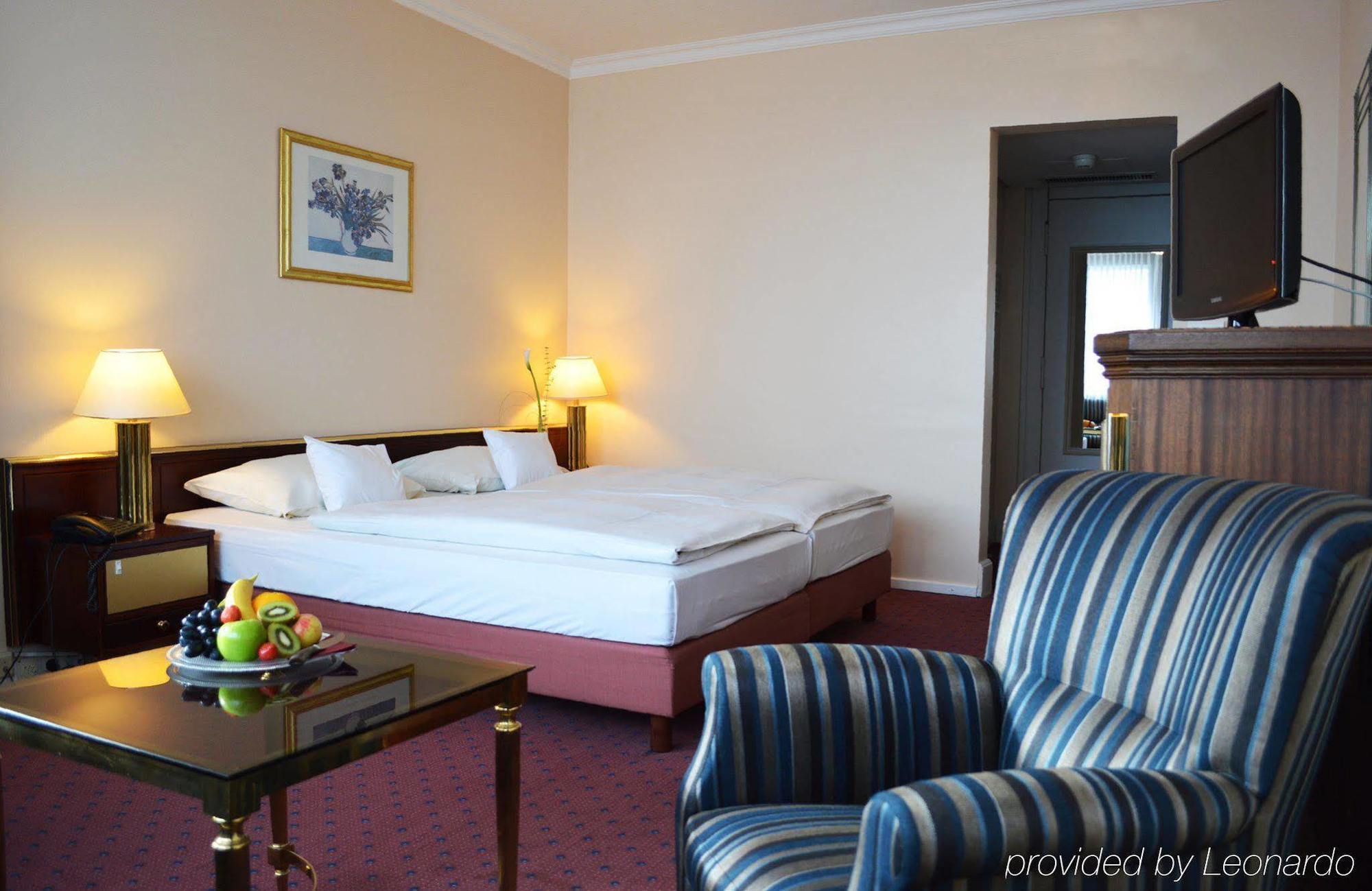 בון Centro Hotel Bristol מראה חיצוני תמונה